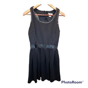 Women’s Arden B LBD